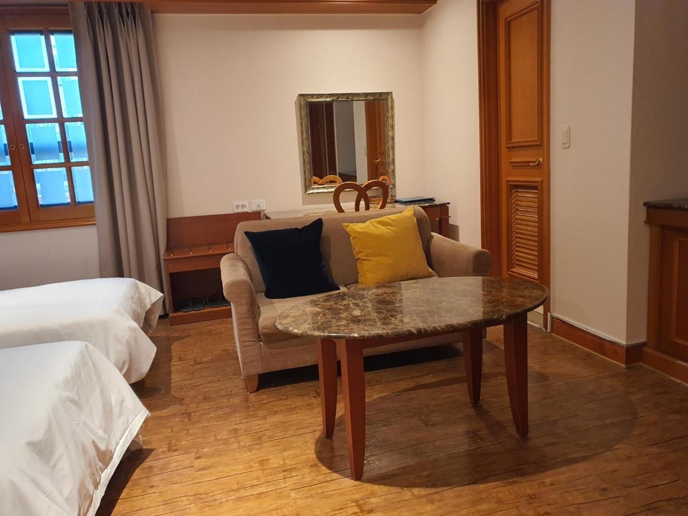 Karak Tourist Hotel Сеул Екстериор снимка